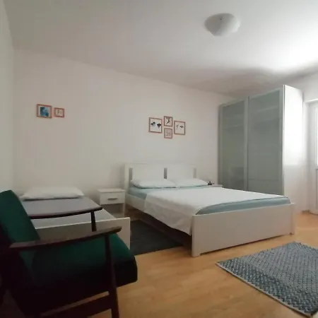 Apartmani Gaj Malinska Exterior photo
