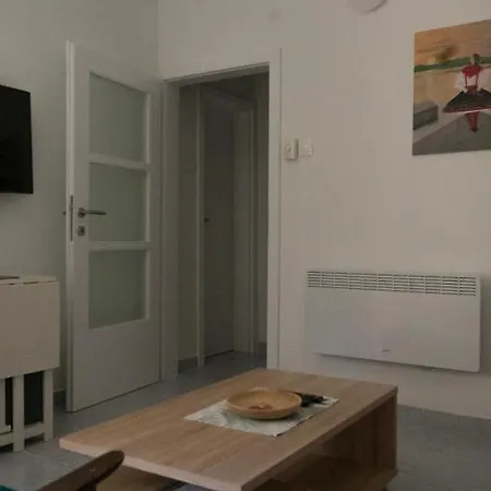 Apartmani Gaj Malinska Exterior photo