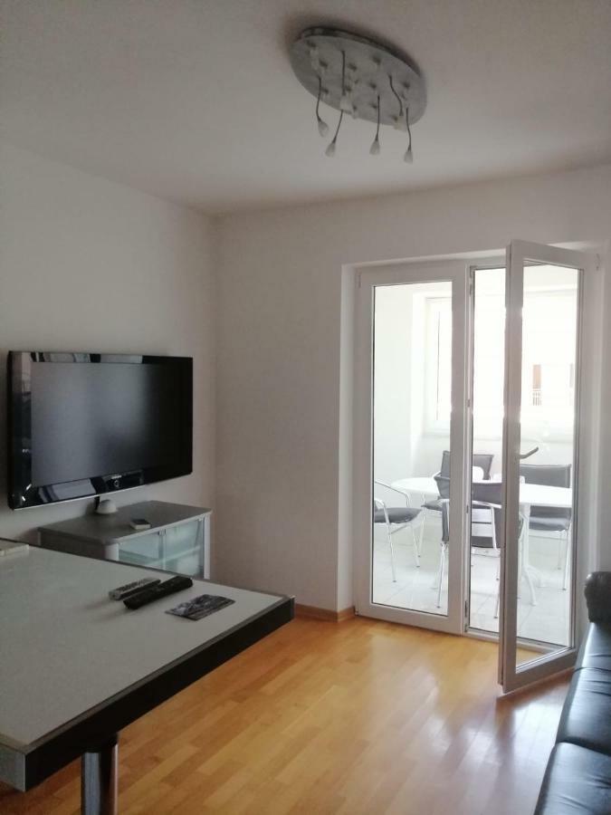 Apartment Gaj Malinska